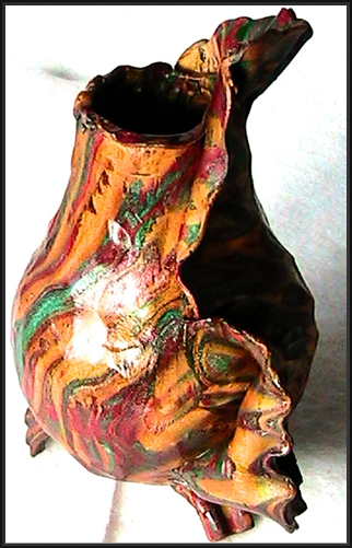 Marbled Vase
Clay and Recycled Materials